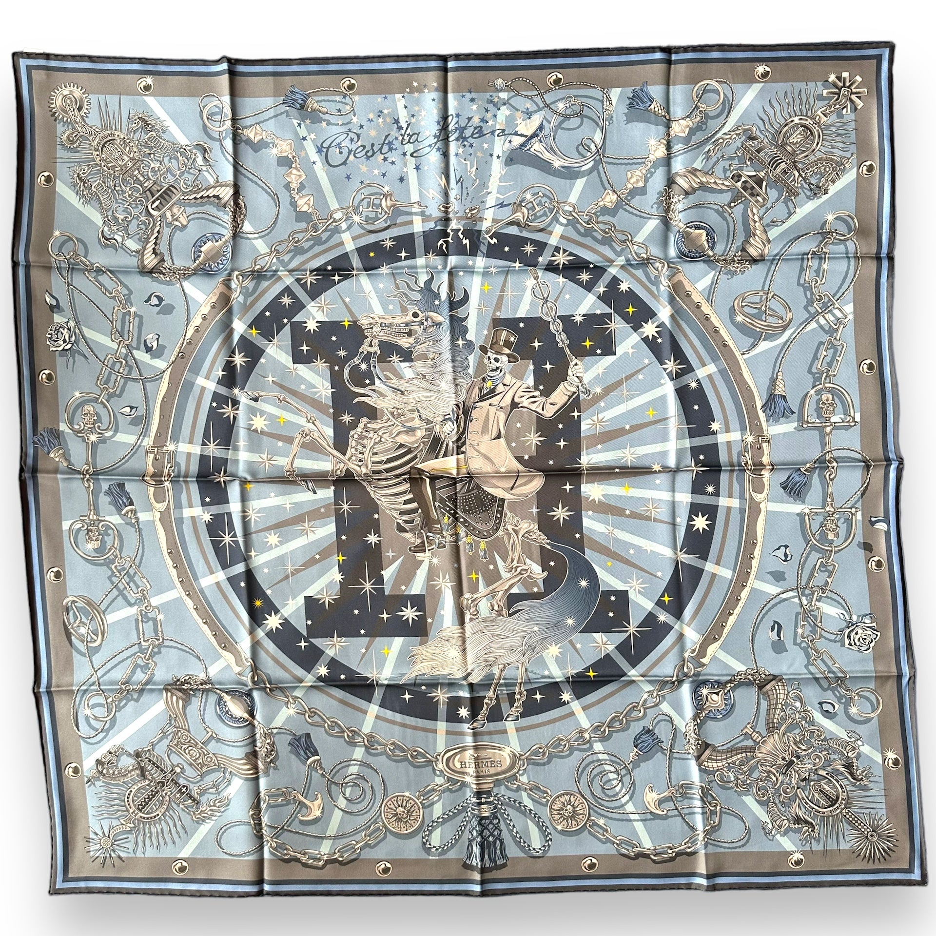 C'est la fête - FOULARD HERMES DOUBLE FACE 90CM - Carré Society