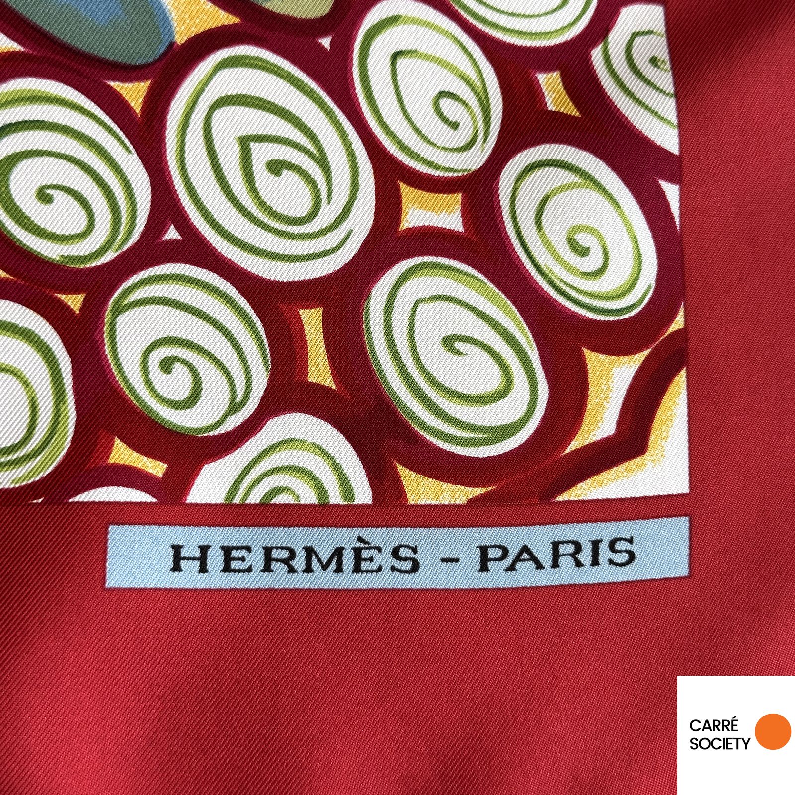 Détail signature Hermès Paris