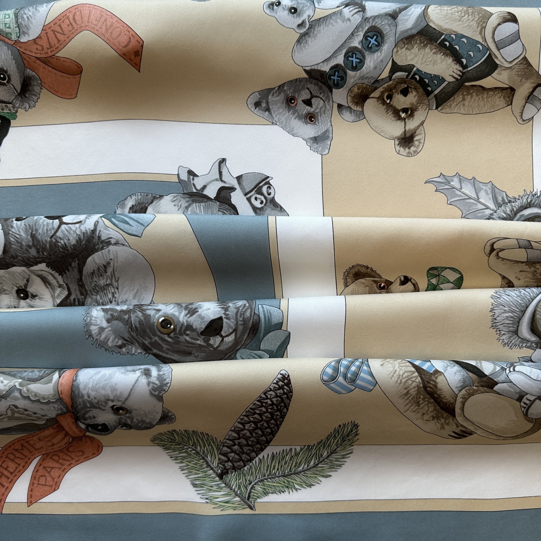 Confidents des coeurs - FOULARD HERMES 90 CM