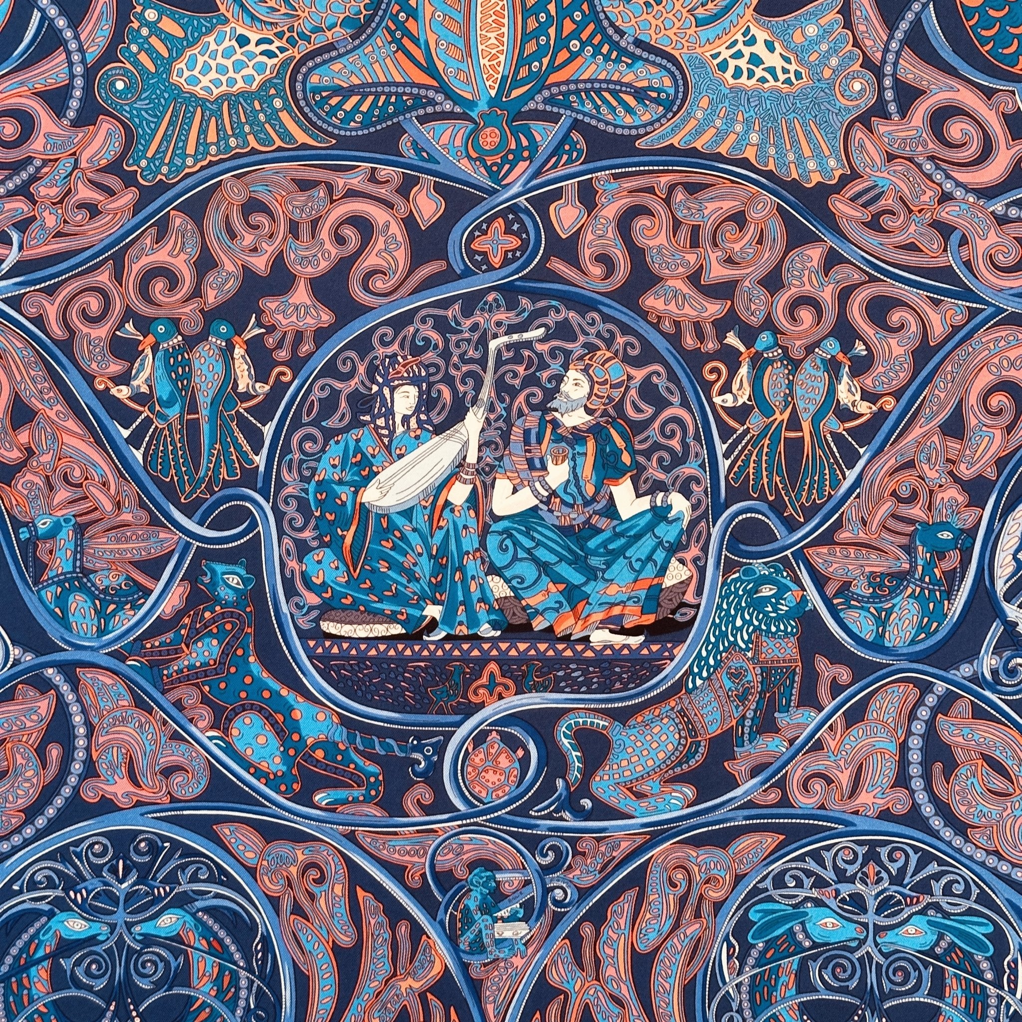 foulard carre Hermes la charmante aux animaux bleu nuit dessin par Annie Faivre