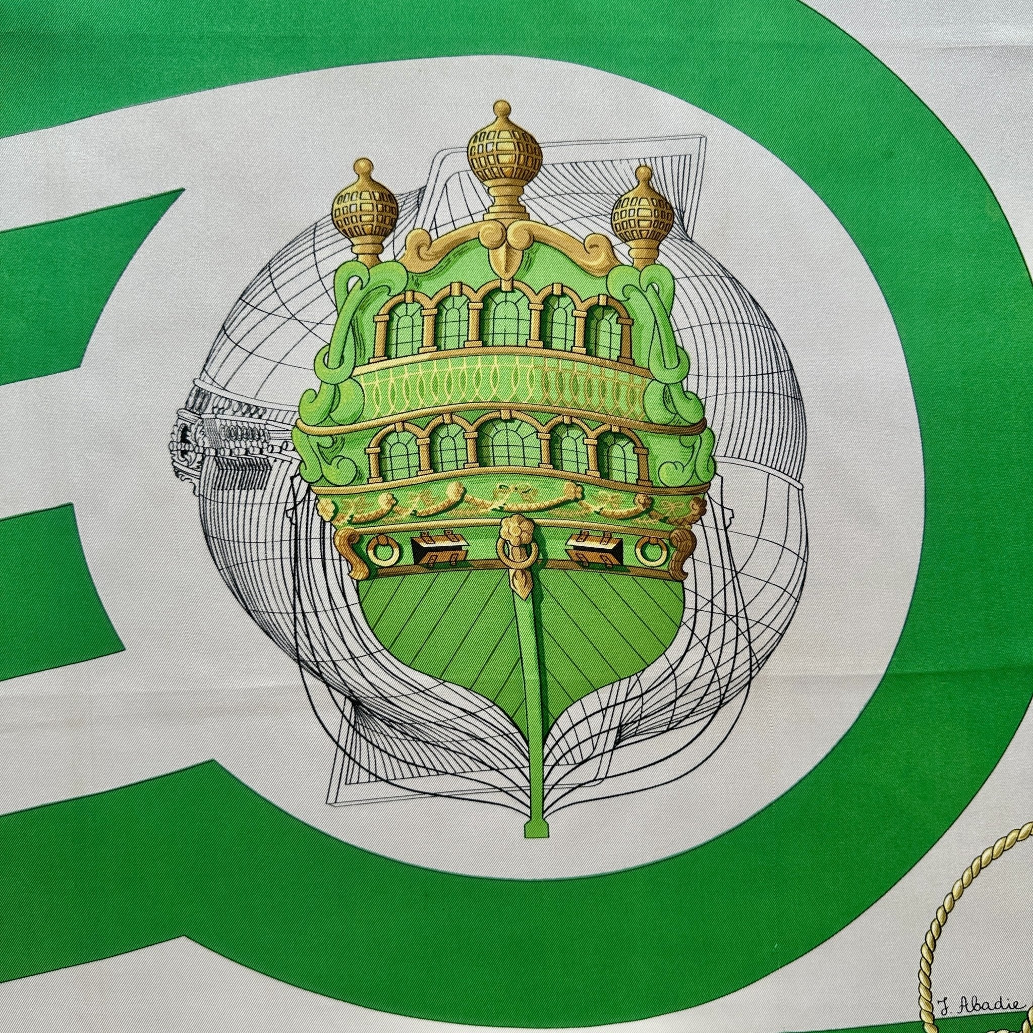 Détail de l'un des chateaux arrière avec la signature de la dessinatrice Julie Abadie