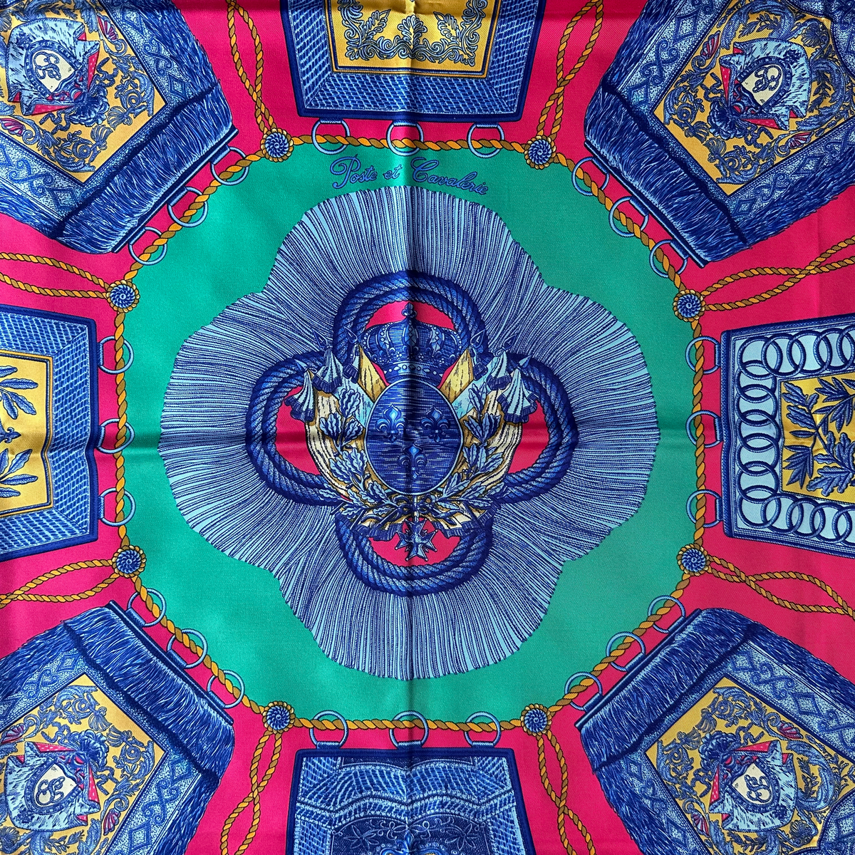 Hermes-scarf-poste-et-