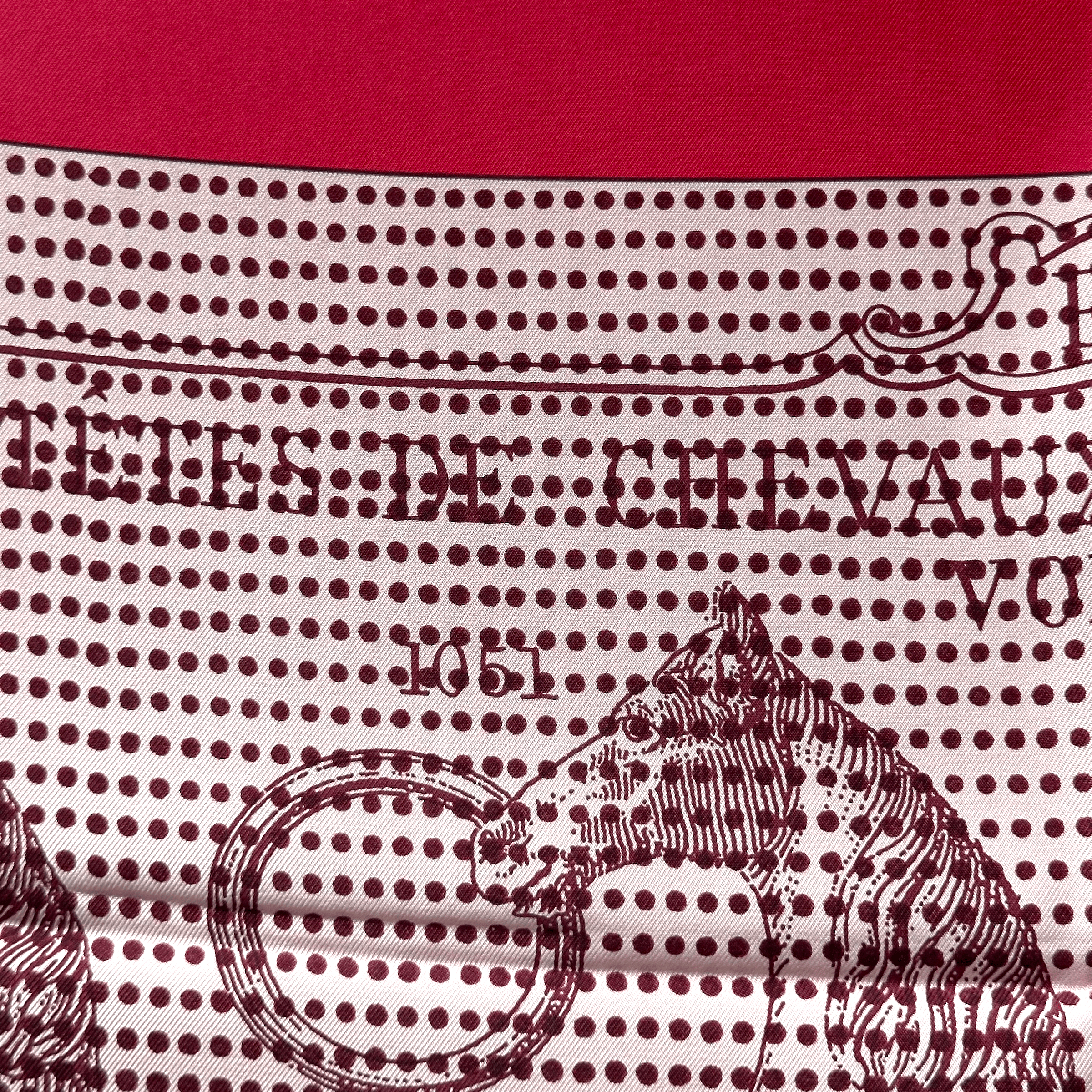 carre-foulard-hermes-manufacture-de-boucleries-detail