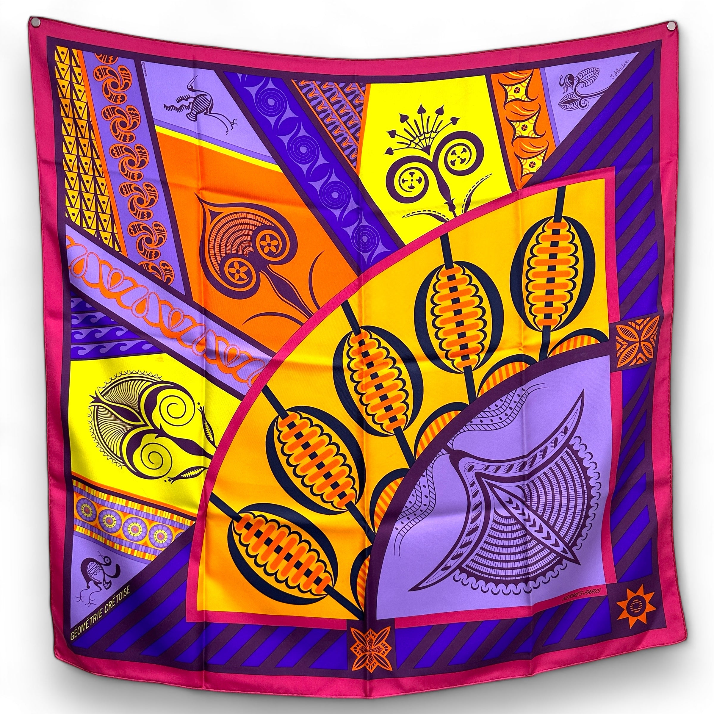 foulard-carre-hermes-geometrie-cretoise-orange-violet-jaune