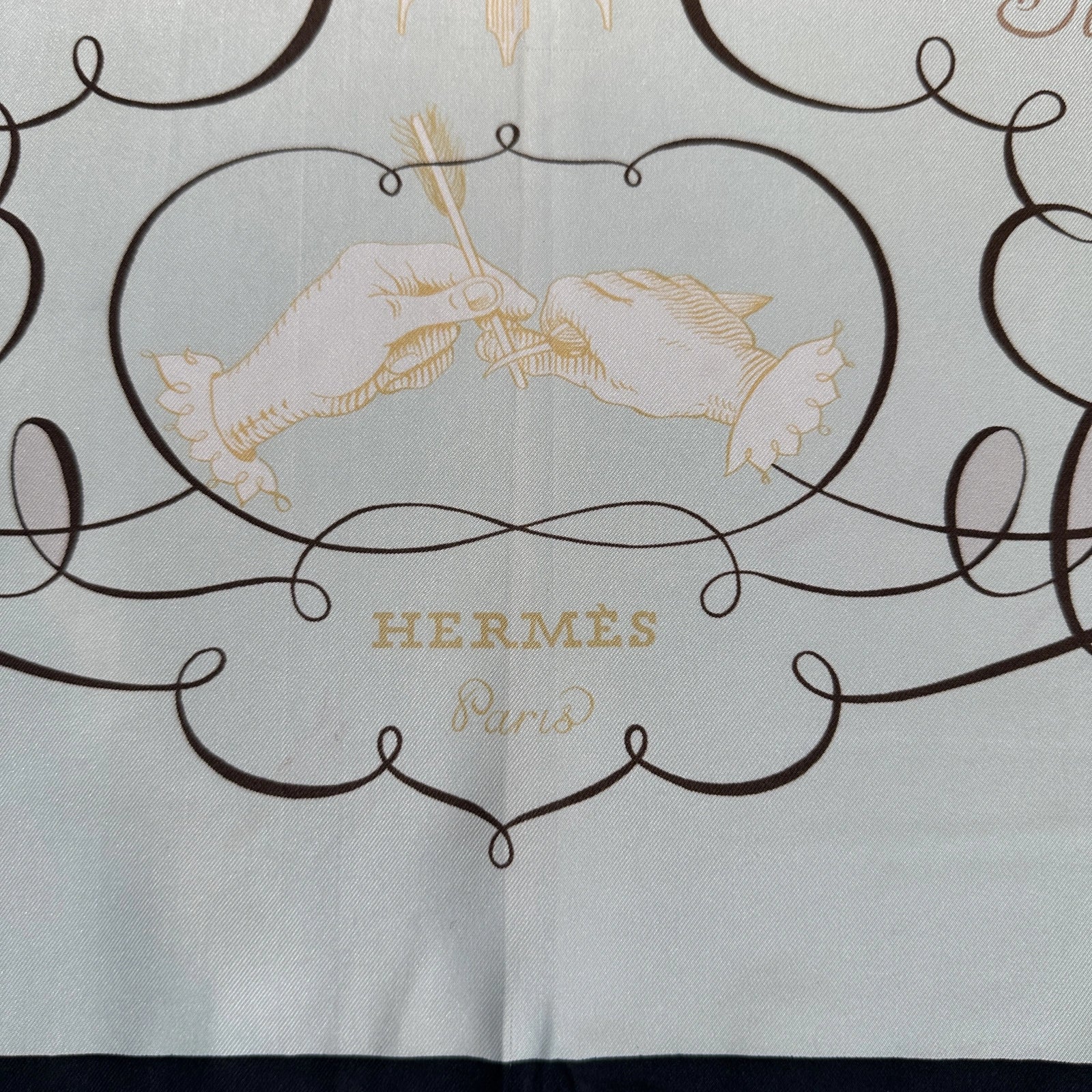 signature hermès paris