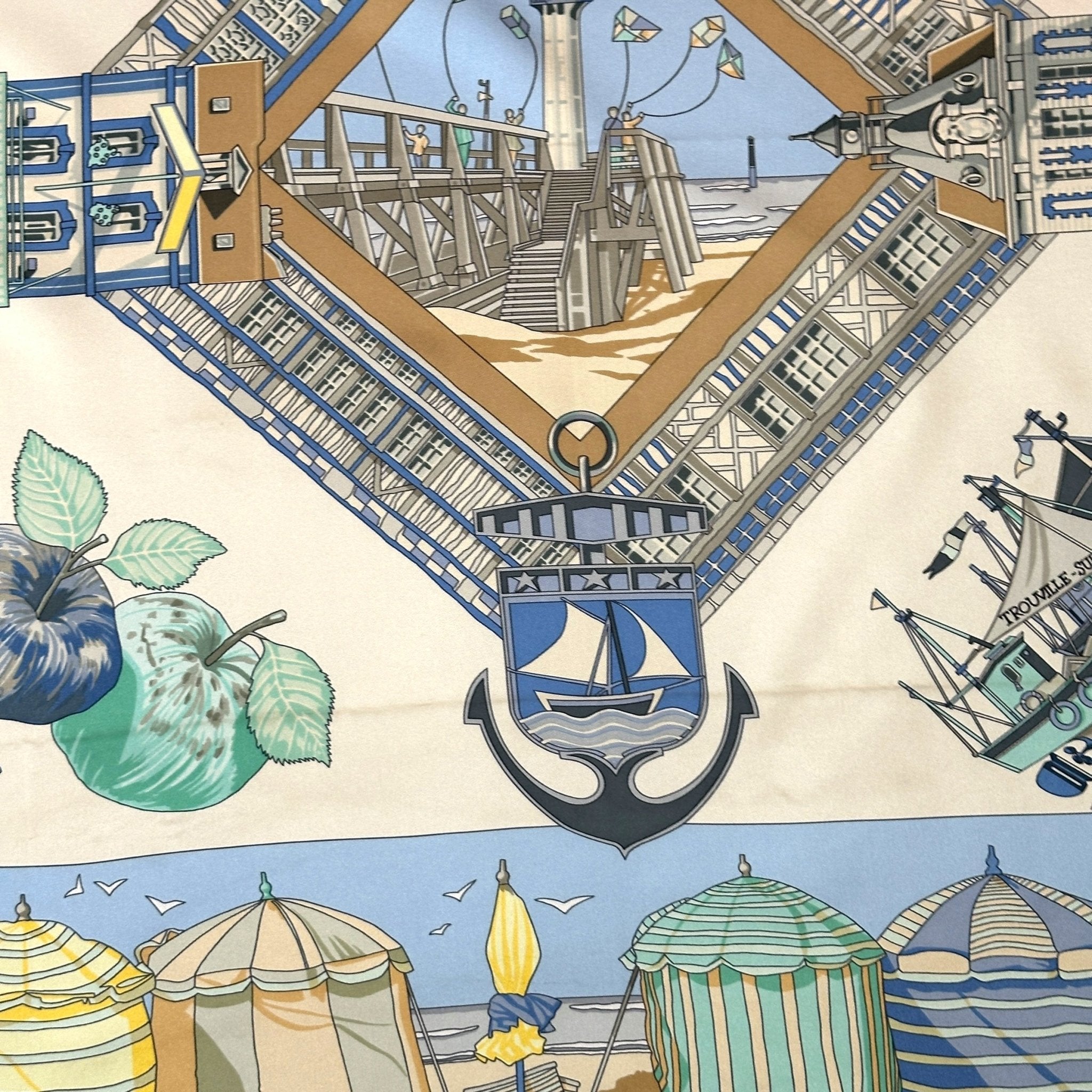 foulard-hermes-charmes-des- foulard-hermes-charmes-des-