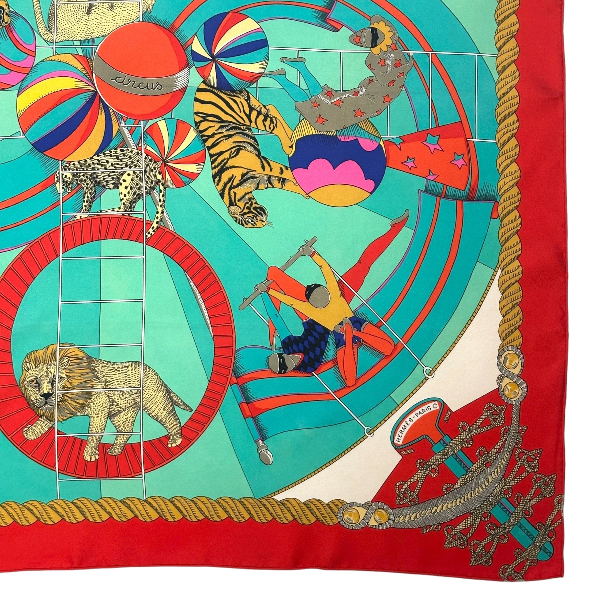 foulard hermes d'occasion circus entourage couleur corail par annie faivre en bon etat