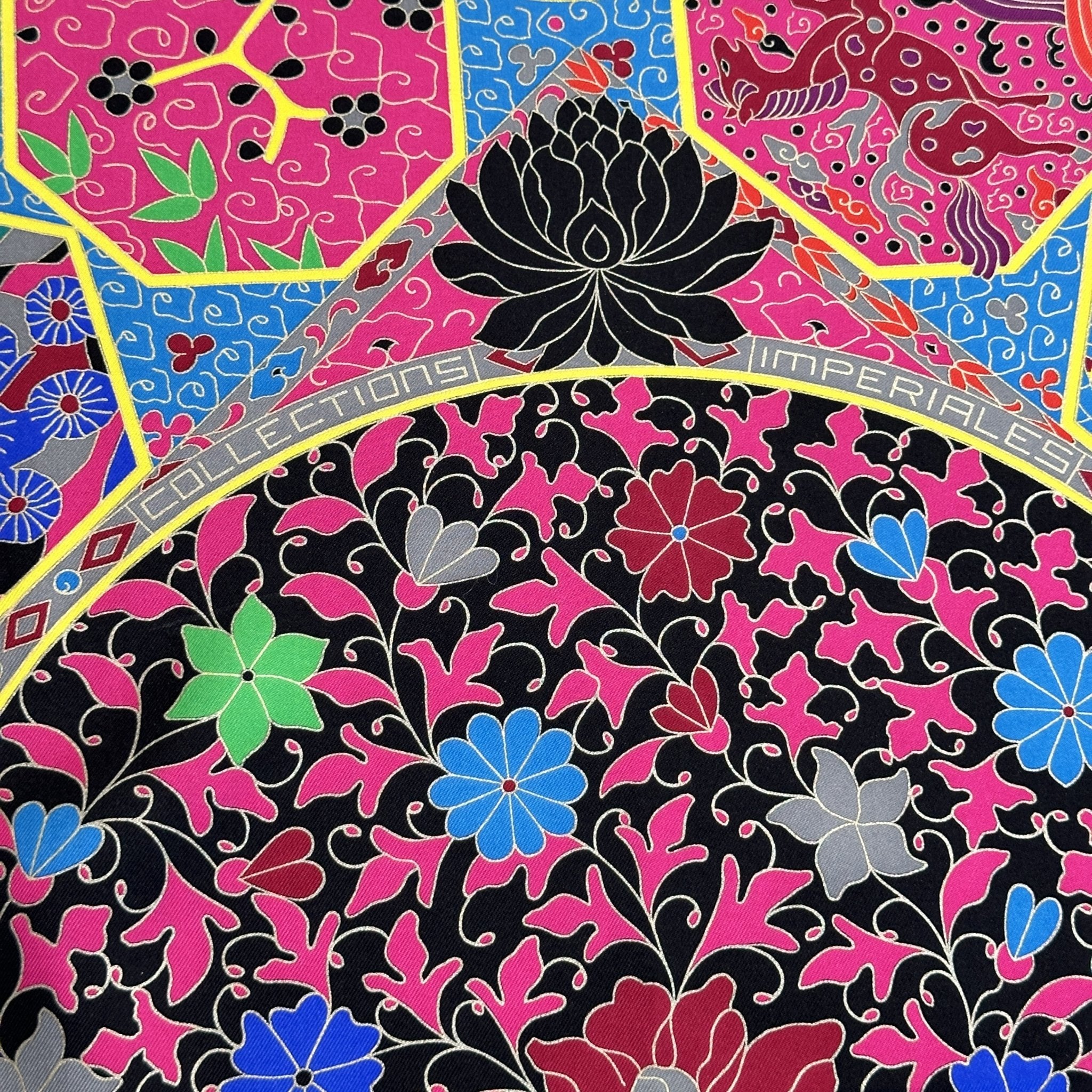 foulard hermes collections imperiales fleur noir au centre