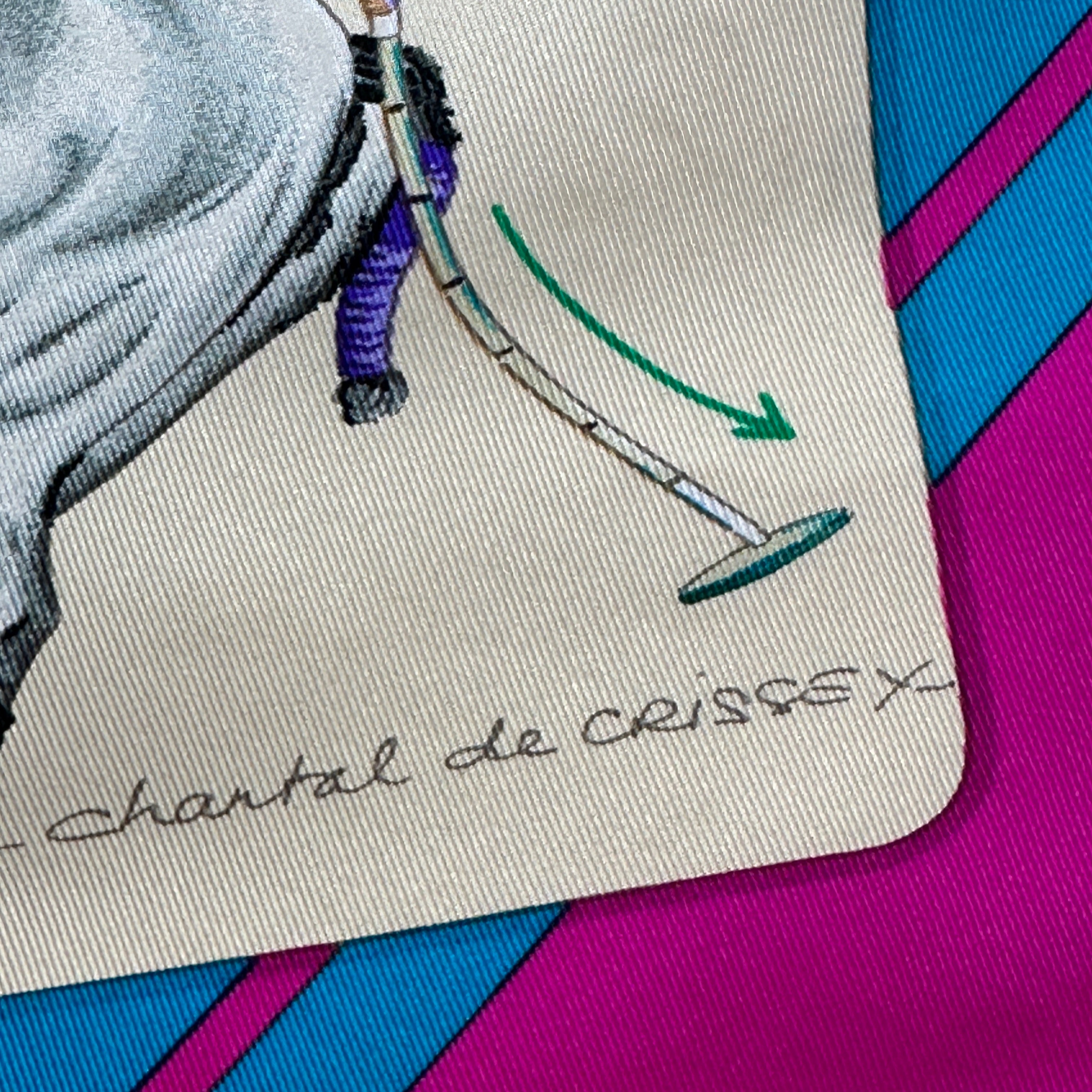 signature designer du foulard Chantal de crissex
