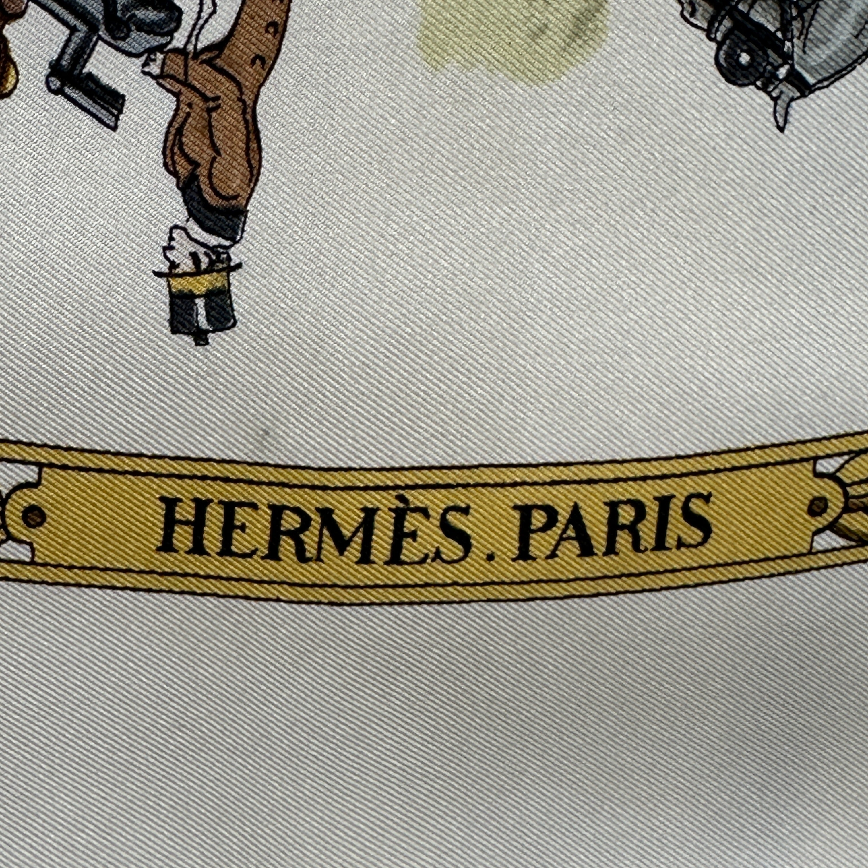 signature-hermes-paris-foulard-promenade-de-longchamp