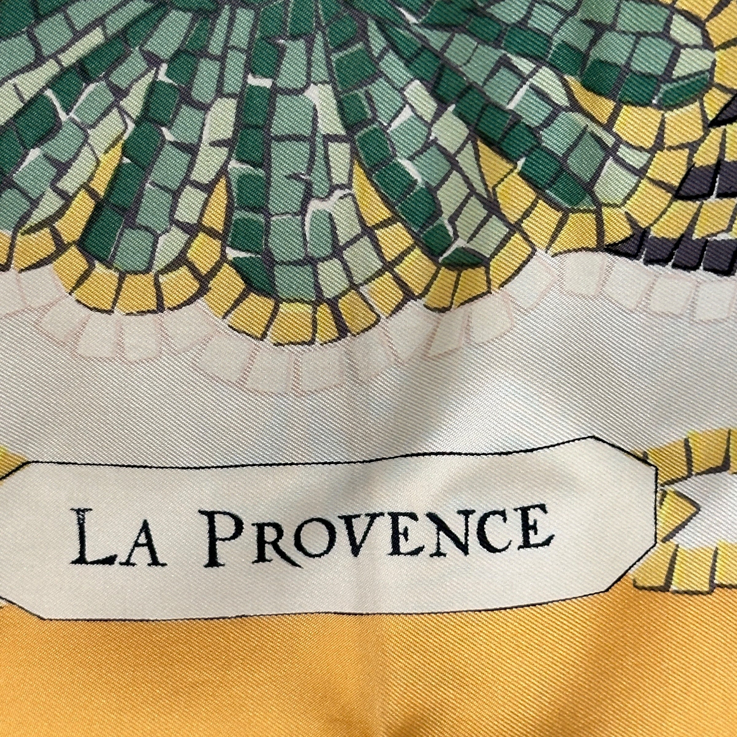 la-provence-nom-du-foulard