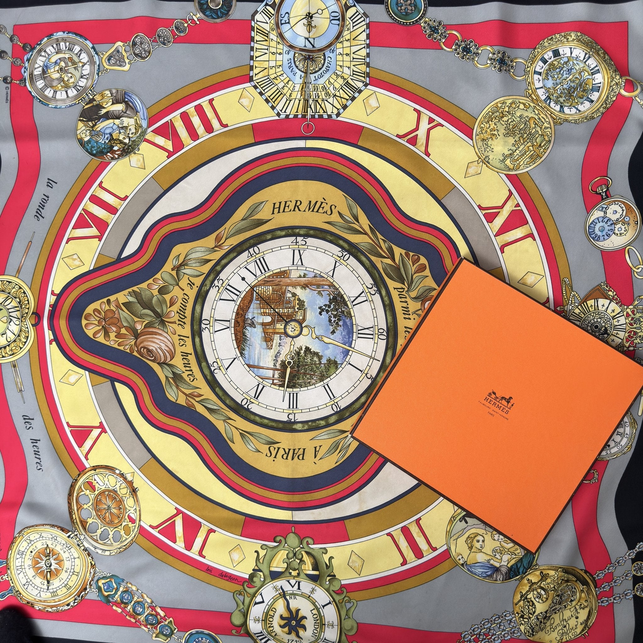 foulard-hermes-rondes-des-heures-avec-boite